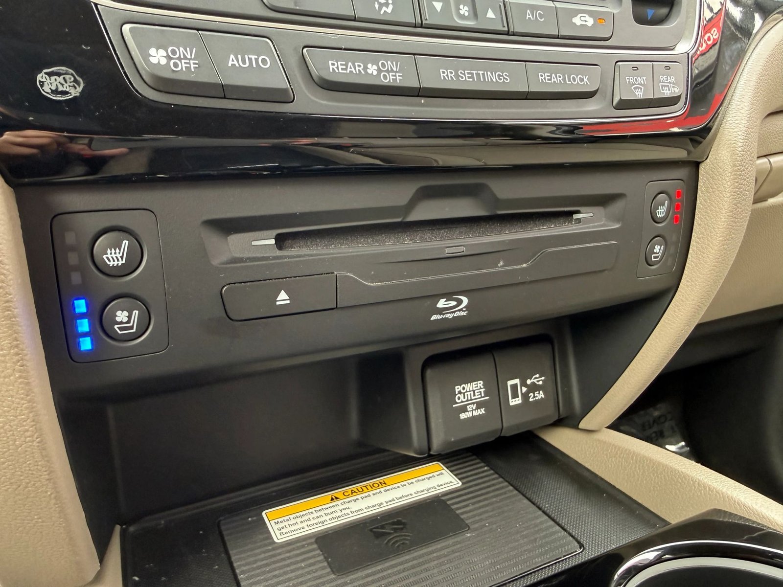 
								2021 Honda Pilot full									