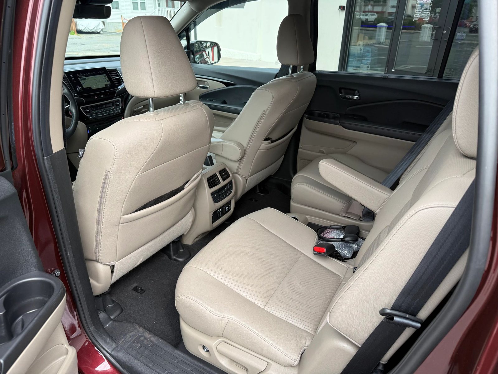 
								2021 Honda Pilot full									